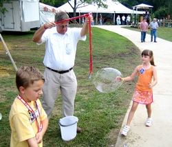 Chasing bubbles
